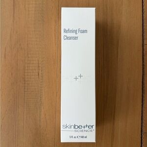 Skinbetter Science Refining Foam Cleanser Brand New in Box 5 oz (148ml)
